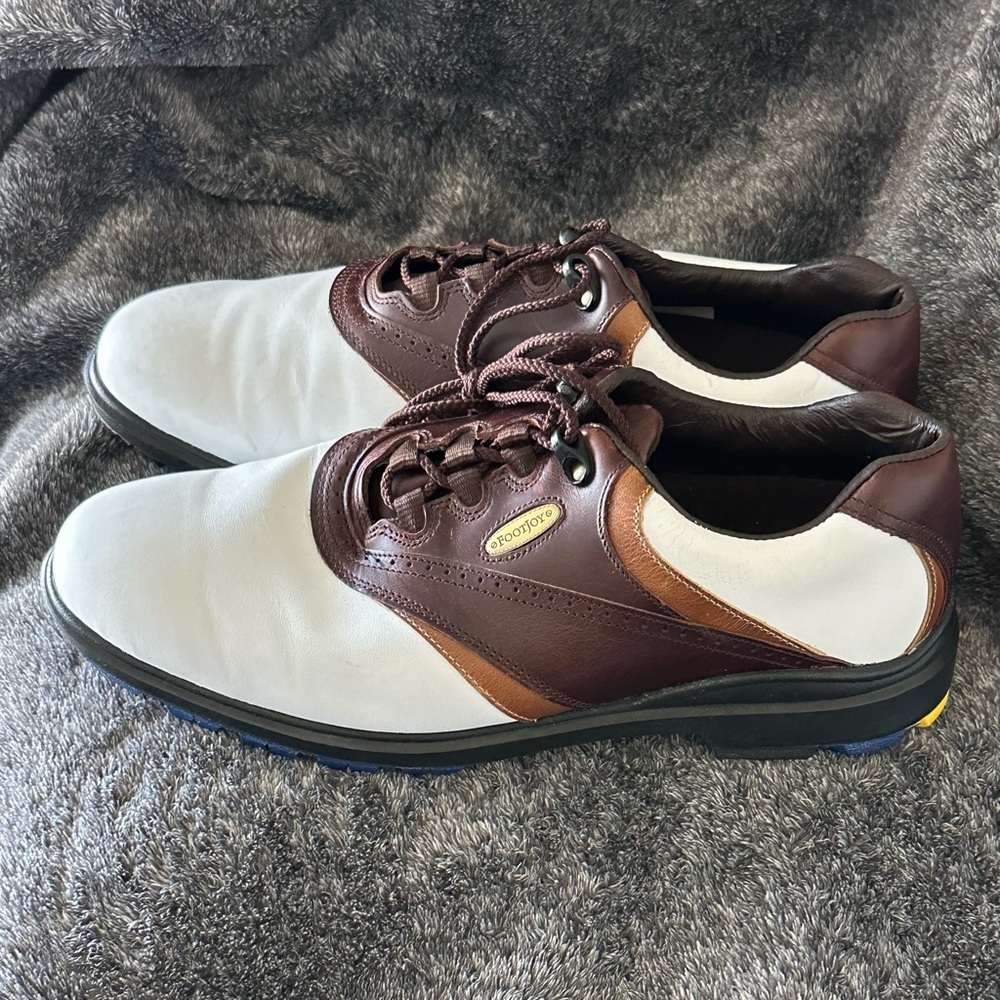 Good condition: FOOT JOY SOFT JOY MEMS GOLF SHOES